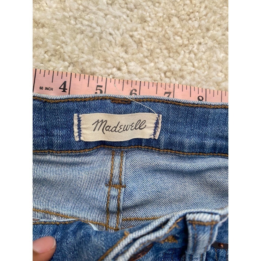Madewell 9 in High rise torn knees - Picture 6 of 10